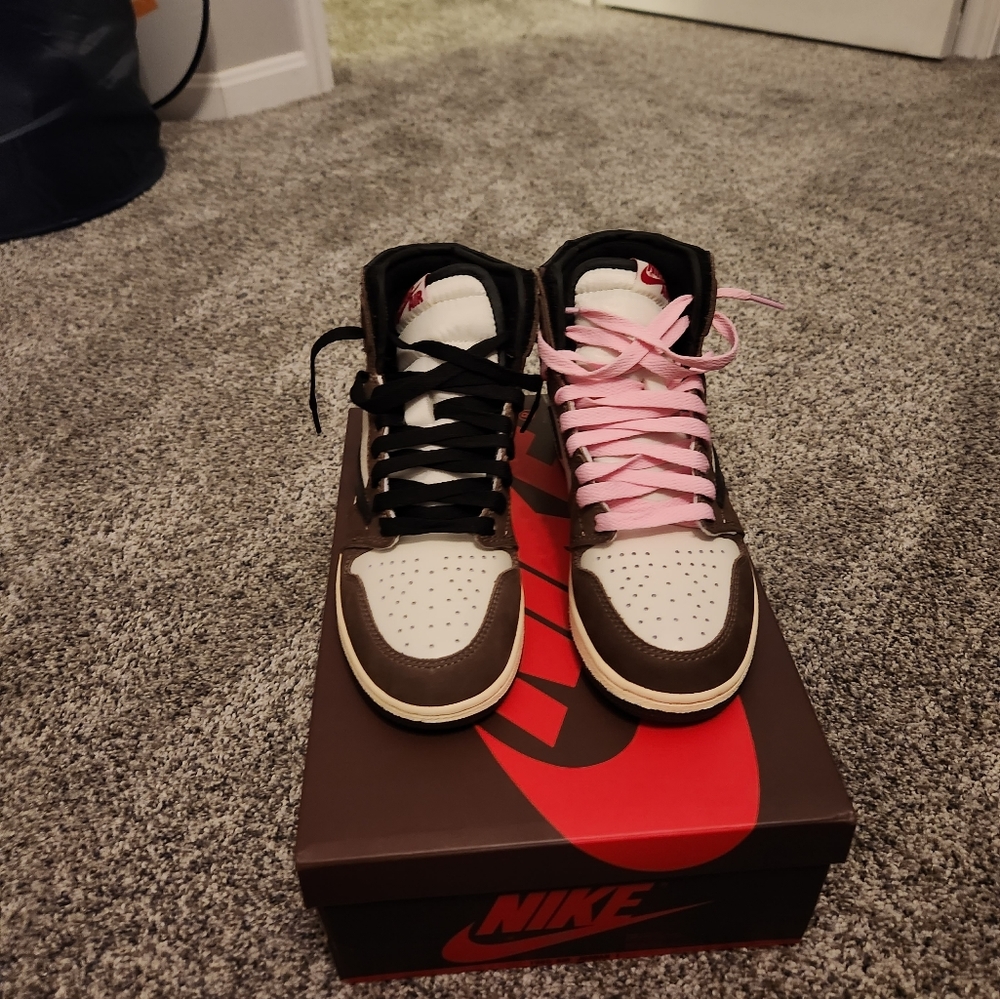 Travis Scott Jordan 1 High